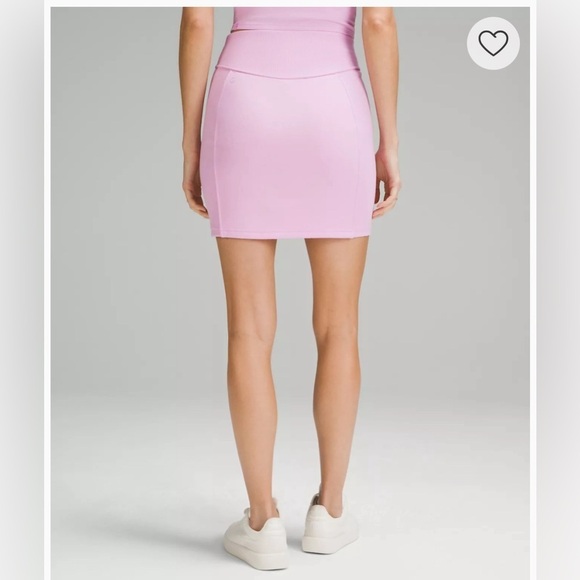 Lululemon Scuba HR Mini Skirt Bubble Gum Pink NWT Women’s Size Large Stretch - Picture 3 of 9